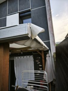 Pergolas avec cache de loin