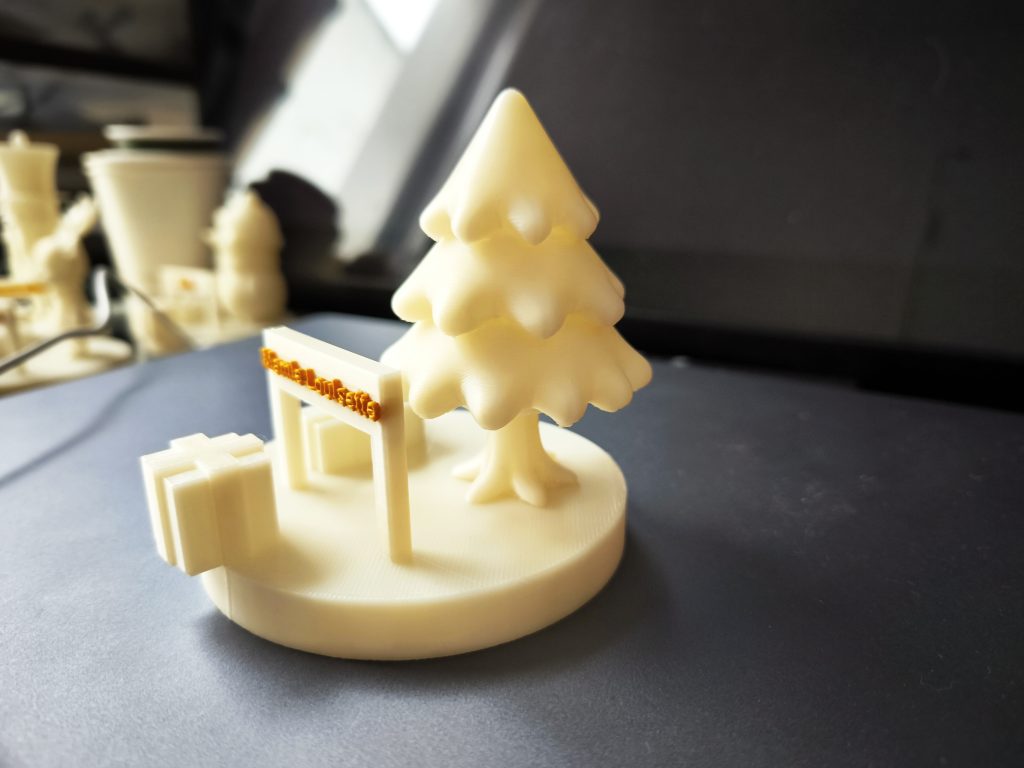 Socle sapin fini